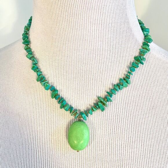 Turquoise and Green Length Adjusting Necklace - Picture 1 of 3